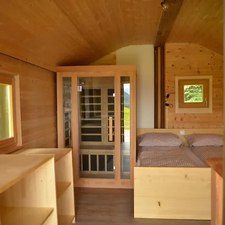 Hiska Ob Gozdu Lukez Plac * Ljubno