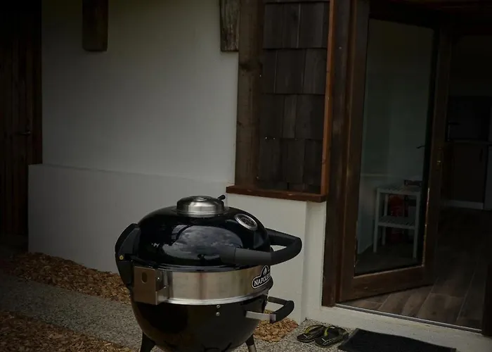 Hiska Ob Gozdu Lukez Plac Appartement