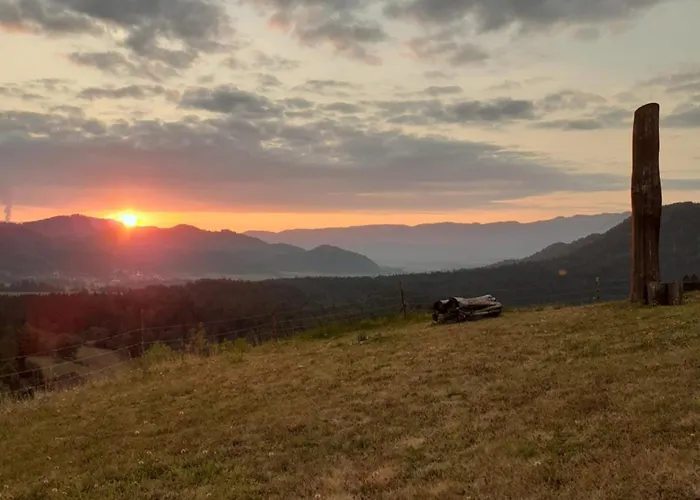 Appartamento Hiska Ob Gozdu Lukez Plac *